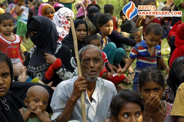 Jokowi Minta ASEAN Tangani Masalah Muslim Rohingya di Rakhine State